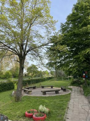 Lern- und Begegnungsorte im Grünen
